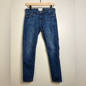 Women’s FRAME Le Garçon Skinny Jeans in a medium wash blue denim size 26